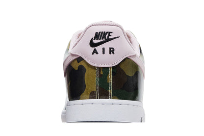 Nike Air Force 1 Low '07 LV8 Patent Camo Pink sneaker afbeelding 7 - stylecode HQ1967-200