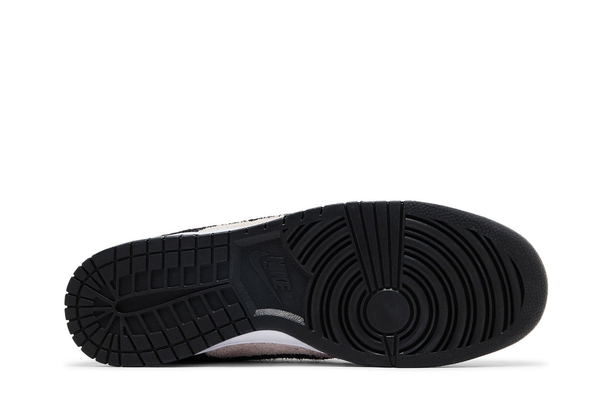 Nike Dunk Low Retro SE Panda-Monium White Black Suede sneaker afbeelding 4 - stylecode IB2990-100