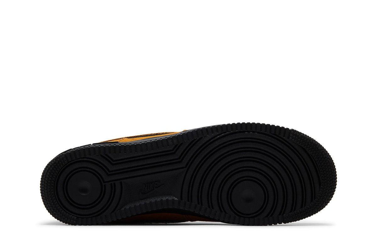 Nike Air Force 1 Low '07 LV8 Desert Ochre Black sneaker afbeelding 4 - stylecode HQ1966-700