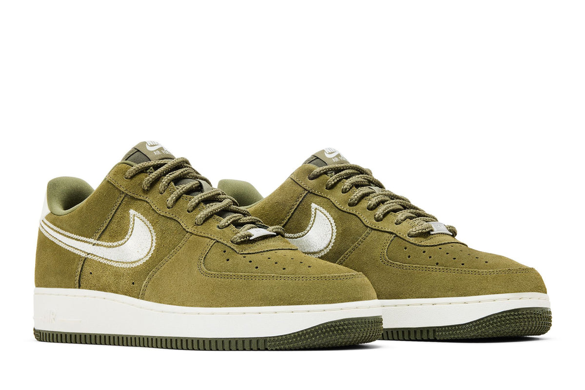 Nike Air Force 1 Low '07 Medium Olive Sail sneaker afbeelding 8 - stylecode HJ4465-201
