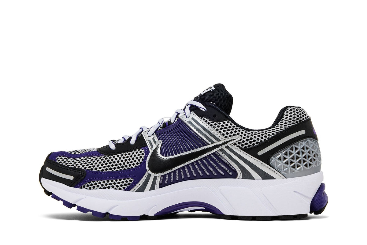 Nike Zoom Vomero 5 Metallic Silver Court Purple sneaker afbeelding 3 - stylecode IM2220-095