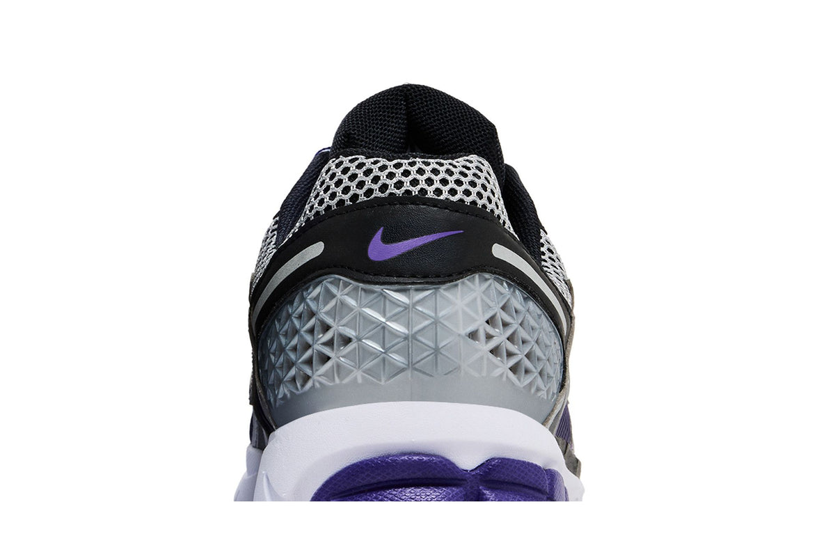 Nike Zoom Vomero 5 Metallic Silver Court Purple sneaker afbeelding 7 - stylecode IM2220-095