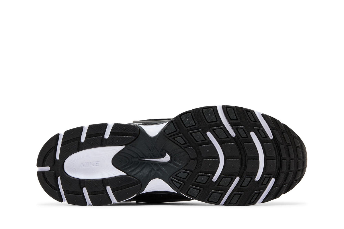 Nike V5 RNR Black Anthracite Smoke Grey sneaker afbeelding 4 - stylecode HJ5228-004
