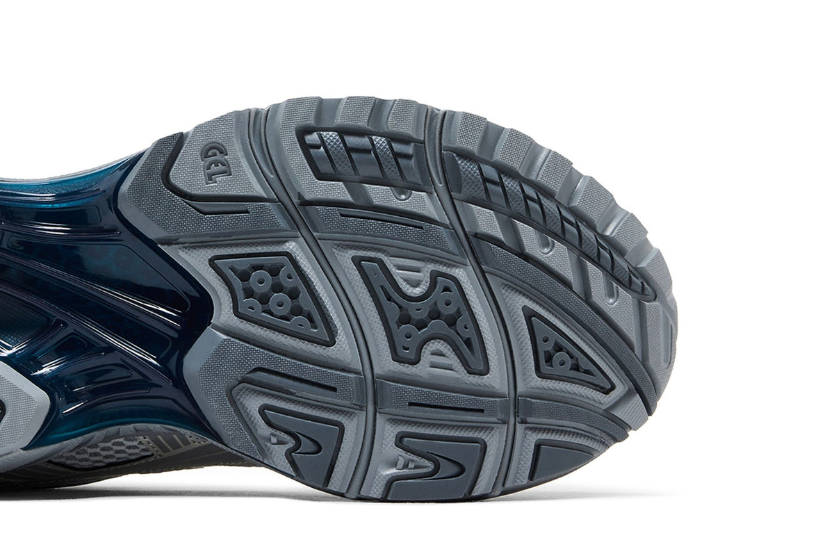 ASICS Gel-Kayano 14 Glacier Grey Pure Silver sneaker afbeelding 5 - stylecode 1203A537-021