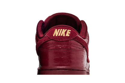 Nike Dunk Low Crocodile Team Red (Women's) sneaker afbeelding 7 - stylecode HV4388-600
