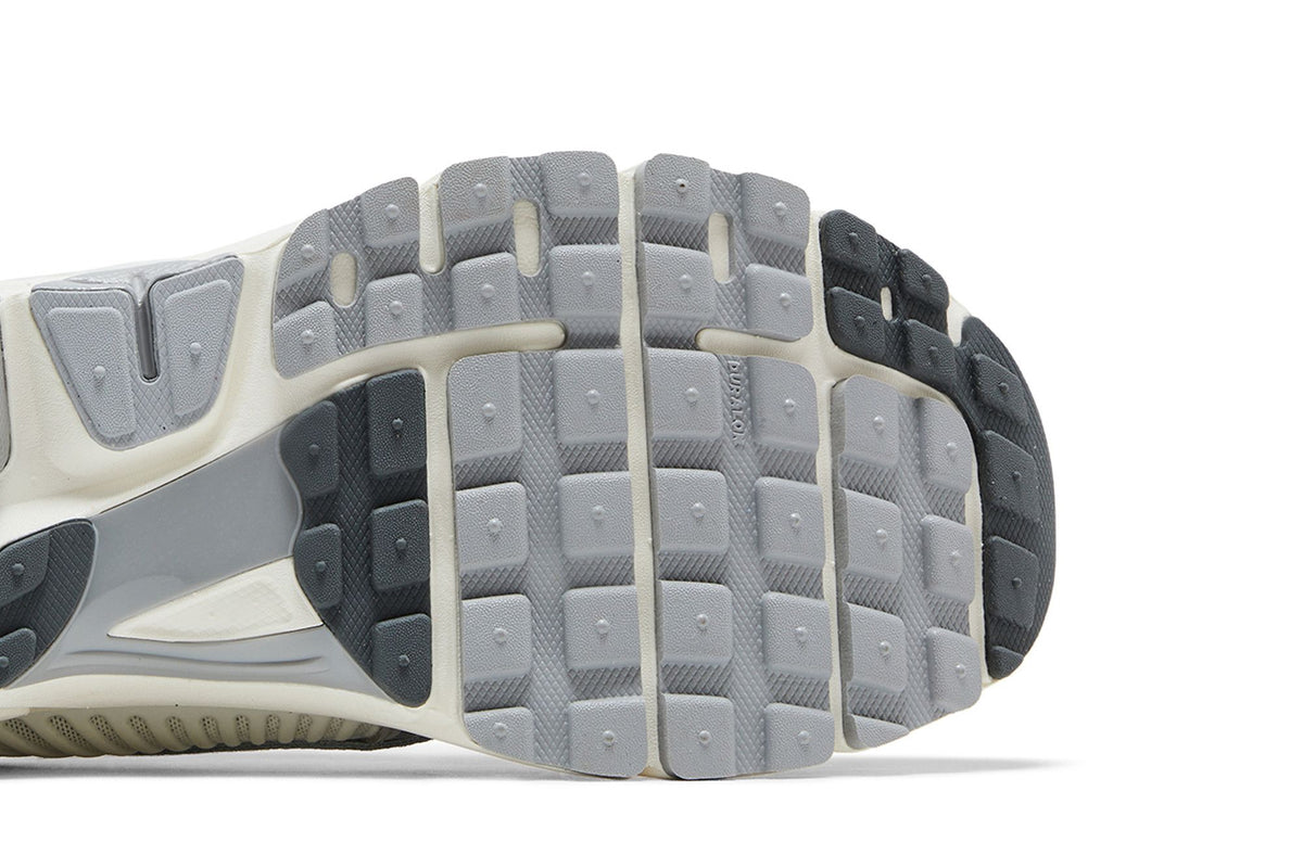 Nike Zoom Vomero 5 Metallic Silver sneaker afbeelding 5 - stylecode IM2219-121