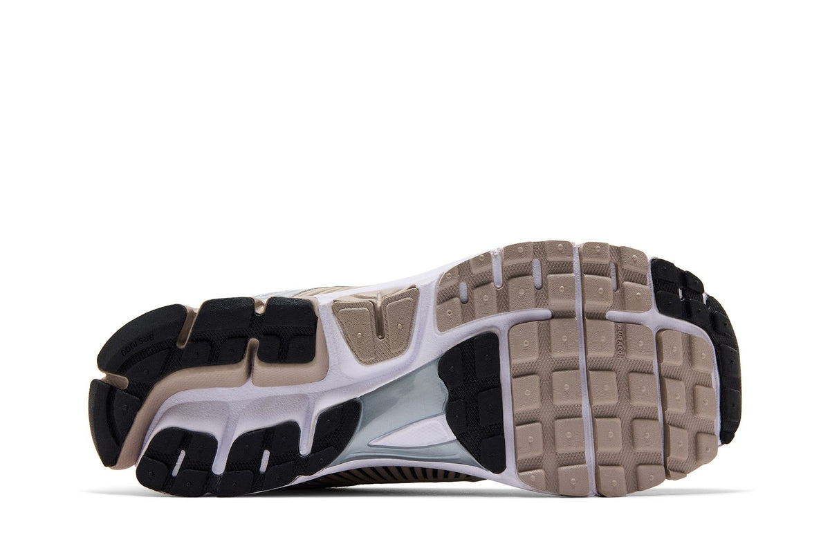 Nike Zoom Vomero 5 Metallic Silver College Grey sneaker afbeelding 4 - stylecode FJ4151-007