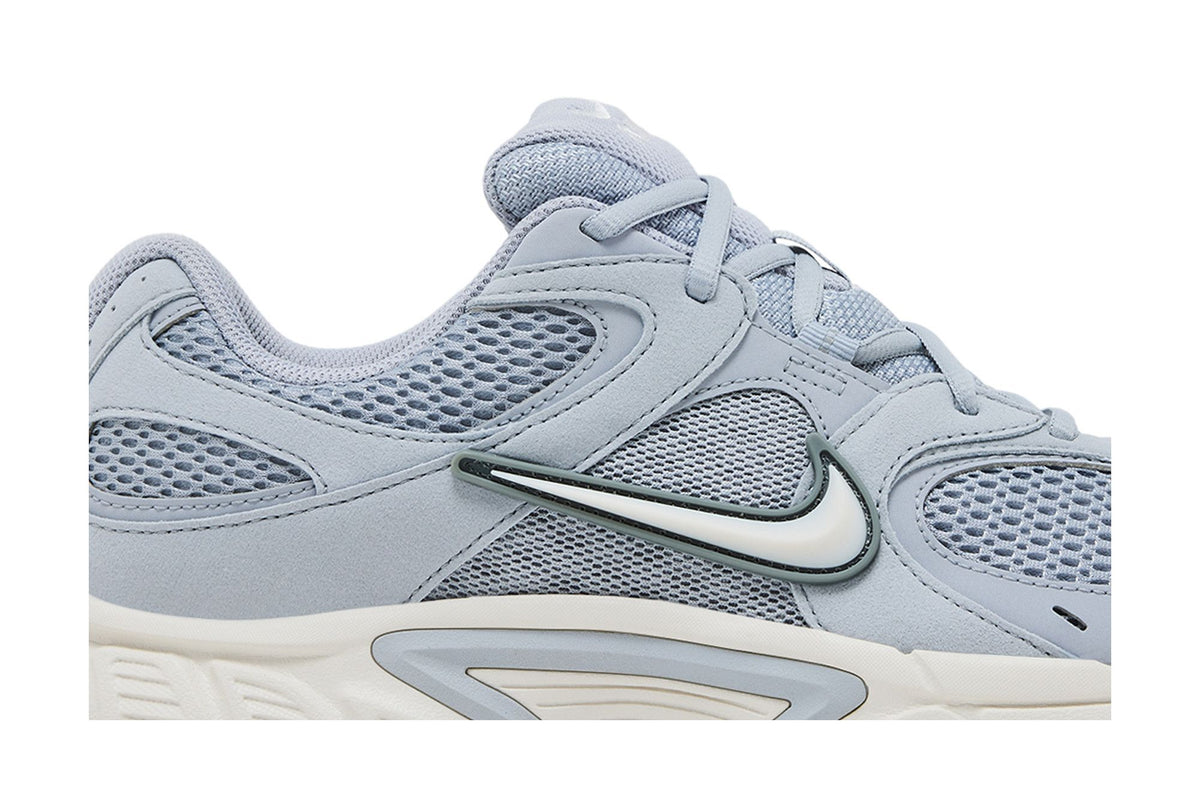 Nike V5 RNR Wolf Grey Gum sneaker afbeelding 2 - stylecode II6292-005