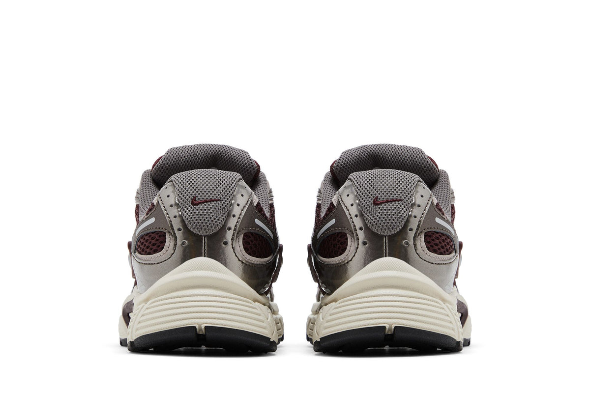 Nike V5 RNR Burgundy Crush College Grey (Women's) sneaker afbeelding 6 - stylecode HQ7901-602