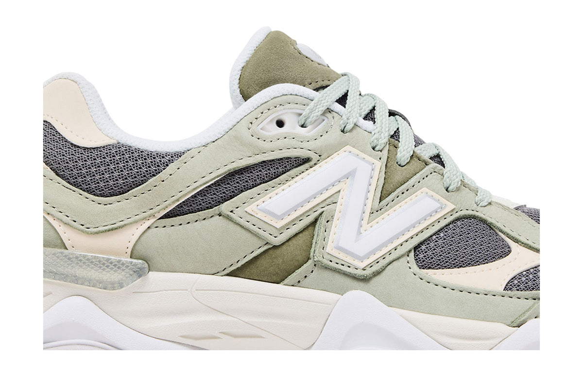 New Balance 9060 Fall Suedes Pack Olive sneaker afbeelding 2 - stylecode U9060CTD