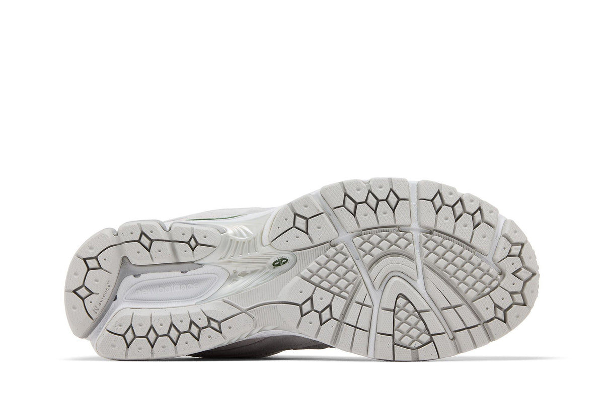 New Balance 2002R Rain Cloud Grey Matter White Green sneaker afbeelding 4 - stylecode U2002RK
