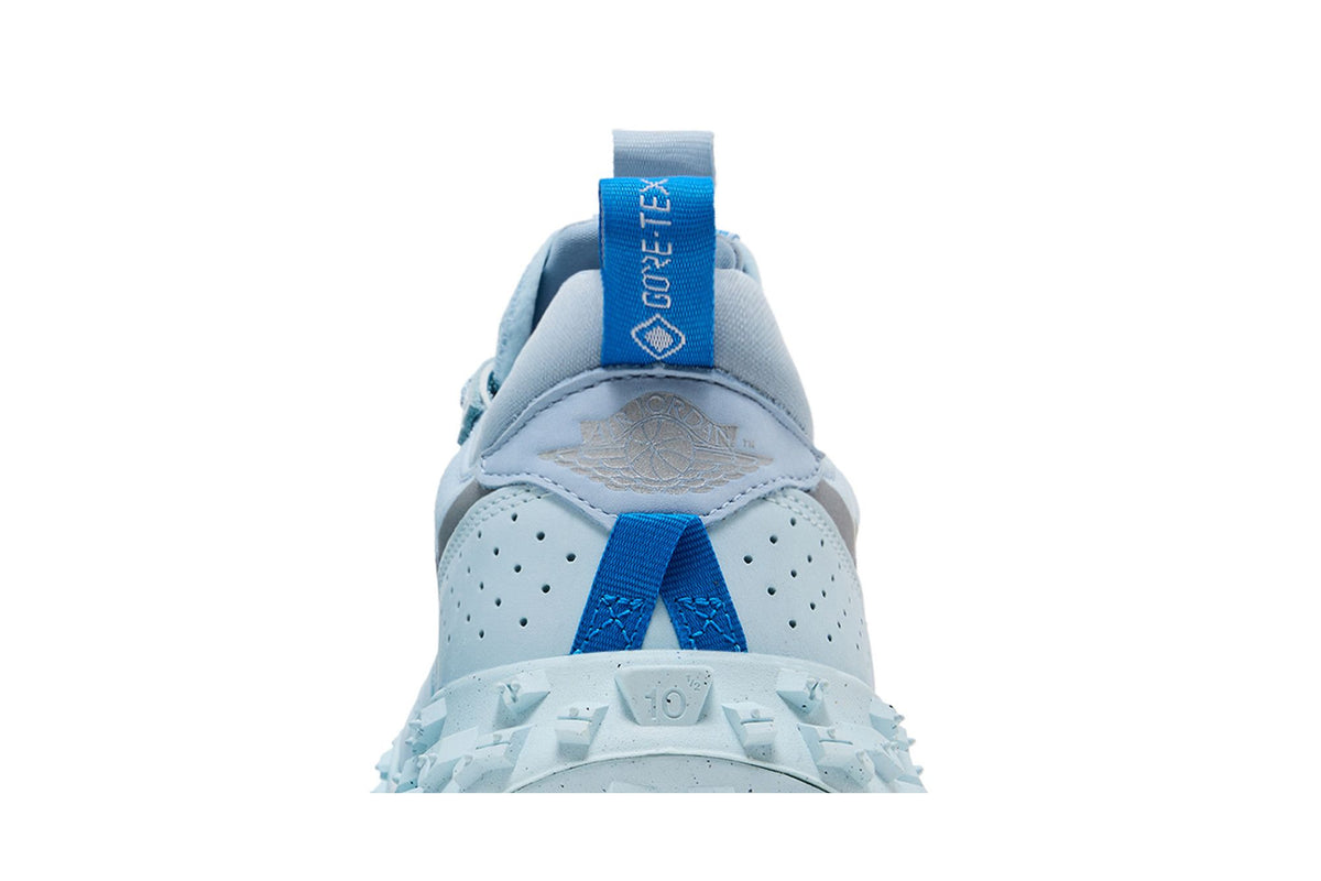 Jordan 1 Low Element Gore-Tex Glacier Blue Silver sneaker afbeelding 7 - stylecode FV4227-400