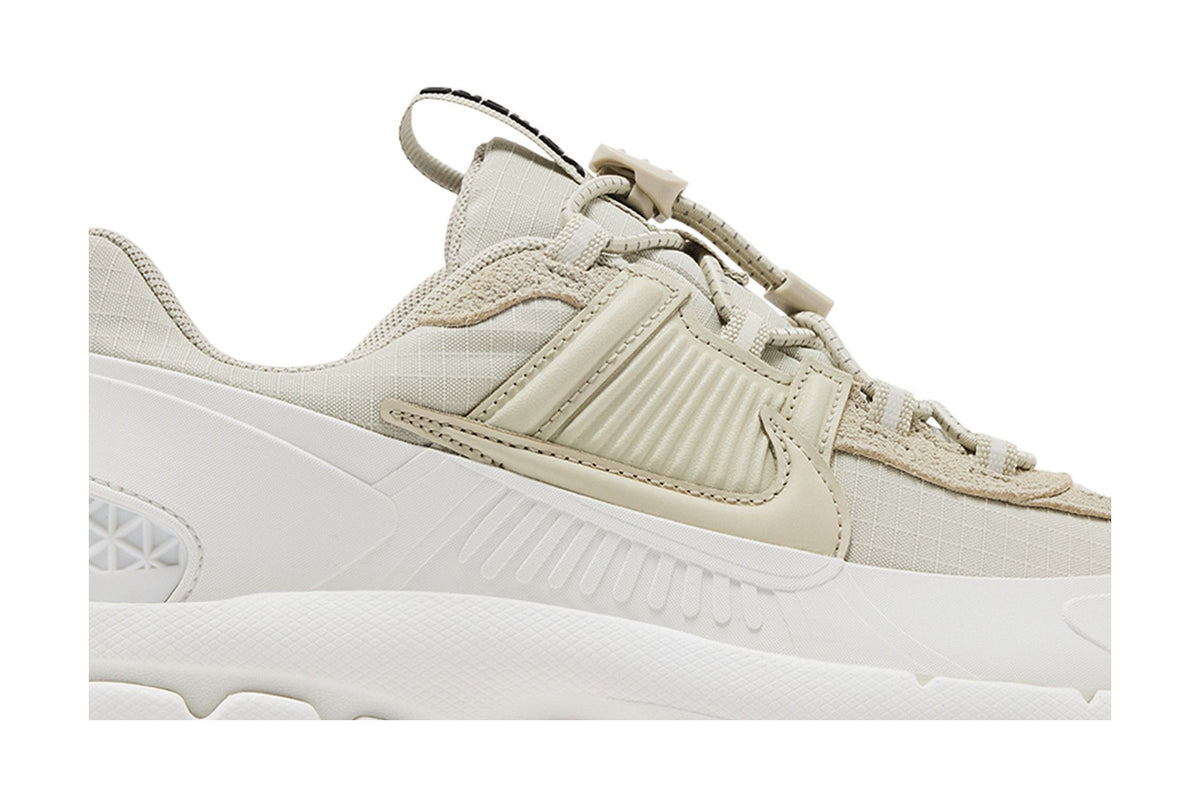 Nike Zoom Vomero 5 Roam Sail Light Stone Gum (Women's) sneaker afbeelding 2 - stylecode HQ2181-100