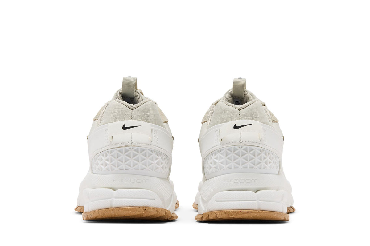 Nike Zoom Vomero 5 Roam Sail Light Stone Gum (Women's) sneaker afbeelding 6 - stylecode HQ2181-100