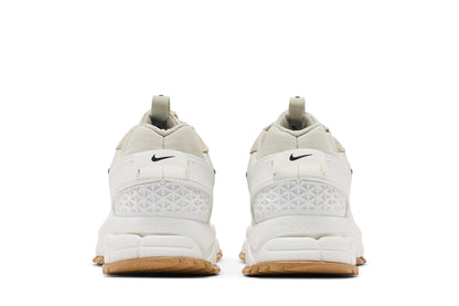 Nike Zoom Vomero 5 Roam Sail Light Stone Gum (Women's) sneaker afbeelding 6 - stylecode HQ2181-100