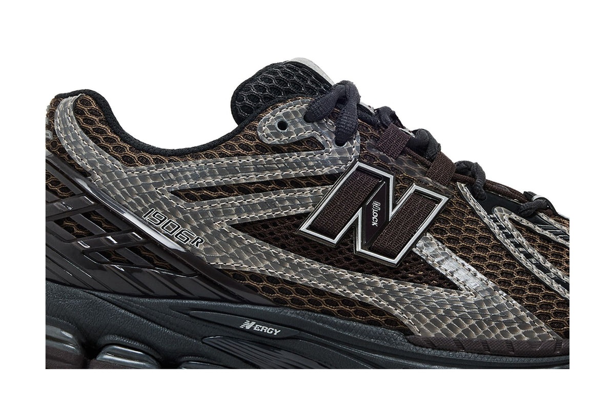 New Balance 1906R Snakeskin Thunder Brown sneaker afbeelding 2 - stylecode U19062NQ