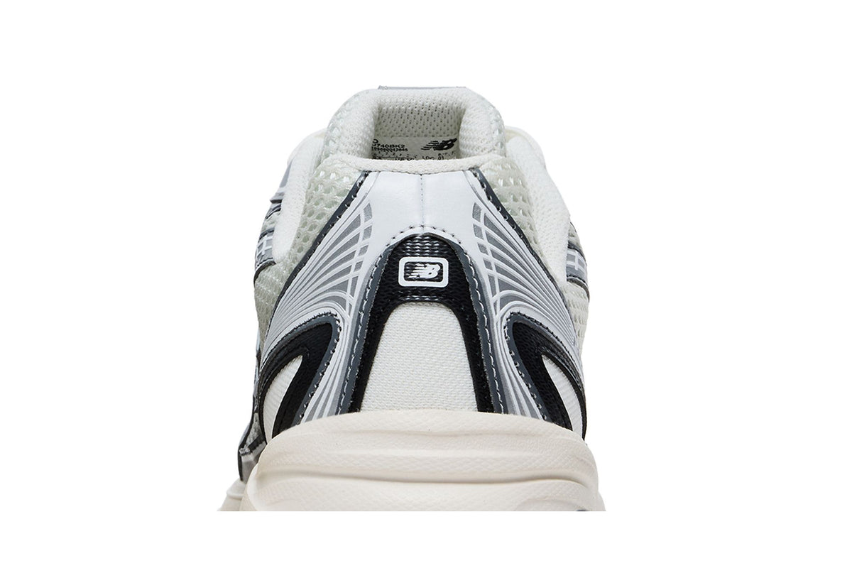New Balance 740 Sea Salt Black Silver Metallic sneaker afbeelding 7 - stylecode U740BK2