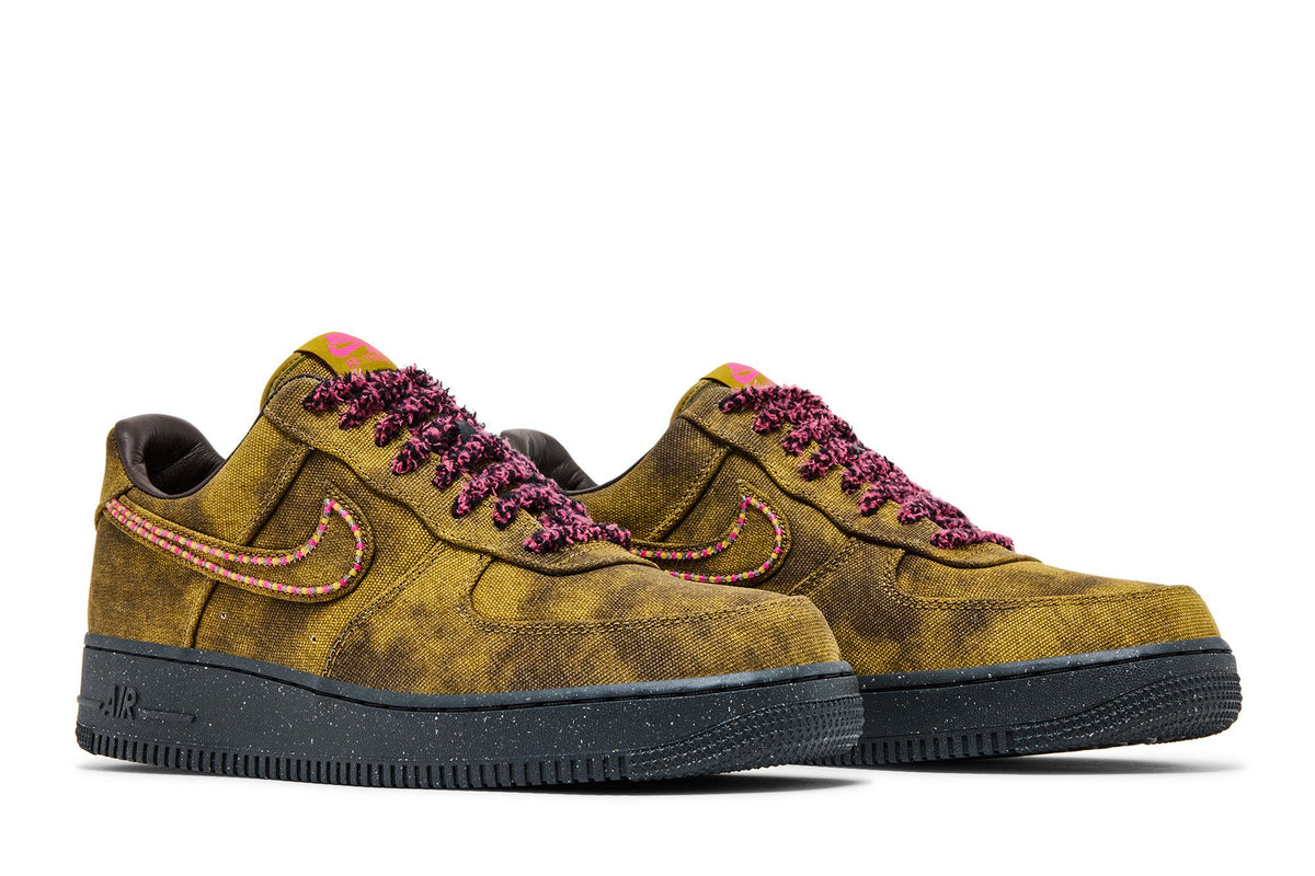 Nike Air Force 1 Low '07 QS Boucle Desert Moss Fierce Pink sneaker afbeelding 8 - stylecode IO4474-300