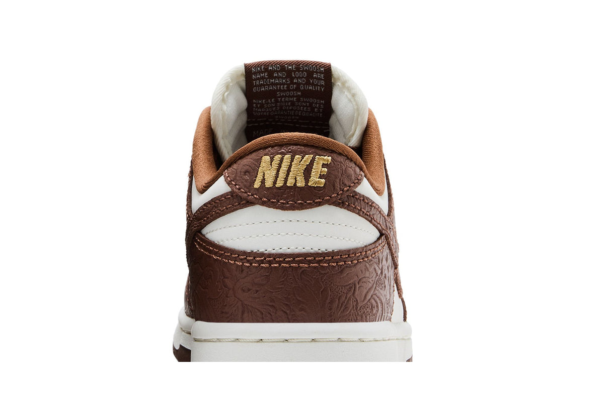 Nike Dunk Low Embossed Baroque Sail Fauna Brown (Women's) sneaker afbeelding 7 - stylecode IF3944-100