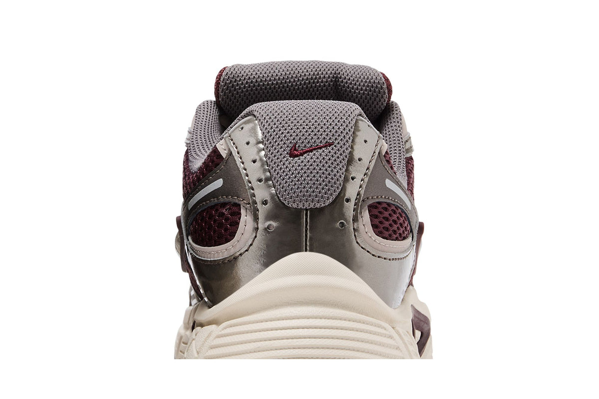 Nike V5 RNR Burgundy Crush College Grey sneaker afbeelding 7 - stylecode HJ5228-600