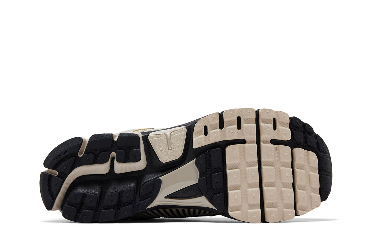 Nike Zoom Vomero 5 Black Cream sneaker afbeelding 4 - stylecode FJ4151-008