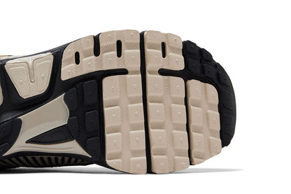 Nike Zoom Vomero 5 Black Cream sneaker afbeelding 5 - stylecode FJ4151-008