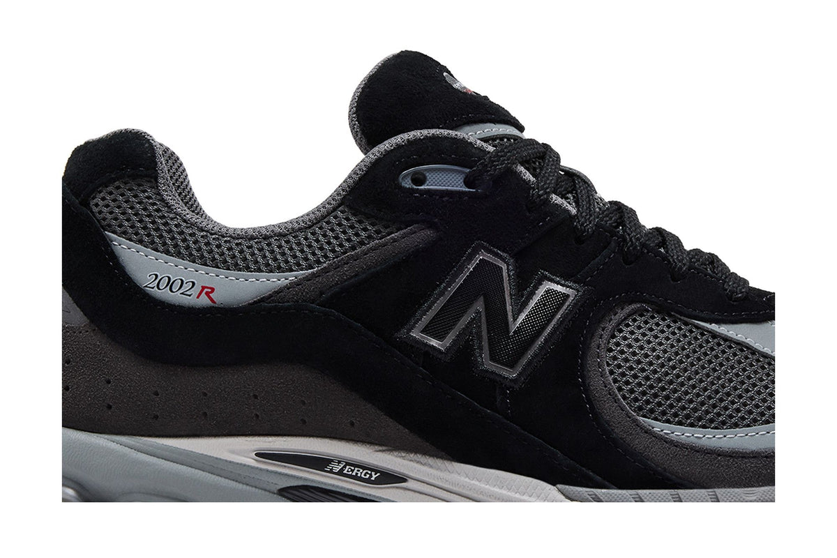 New Balance 2002R Black Castlerock Grey sneaker afbeelding 2 - stylecode U2002RC