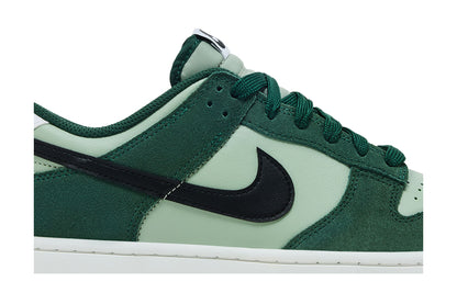 Nike Dunk Low Retro SE Jade Horizon Fir sneaker afbeelding 2 - stylecode IB6399-301