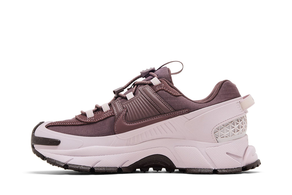 Nike Zoom Vomero 5 Roam Tattoo Particle Rose (Women's) sneaker afbeelding 3 - stylecode HQ2181-501