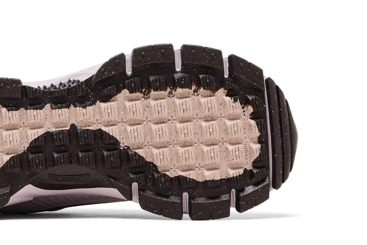 Nike Zoom Vomero 5 Roam Tattoo Particle Rose (Women's) sneaker afbeelding 5 - stylecode HQ2181-501