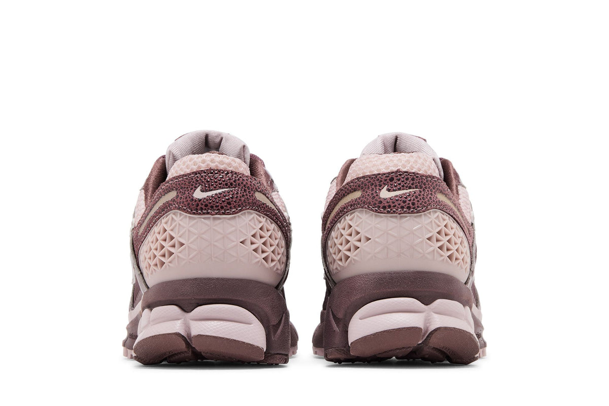 Nike Zoom Vomero 5 Tattoo Particle Rose (Women's) sneaker afbeelding 6 - stylecode II6236-500