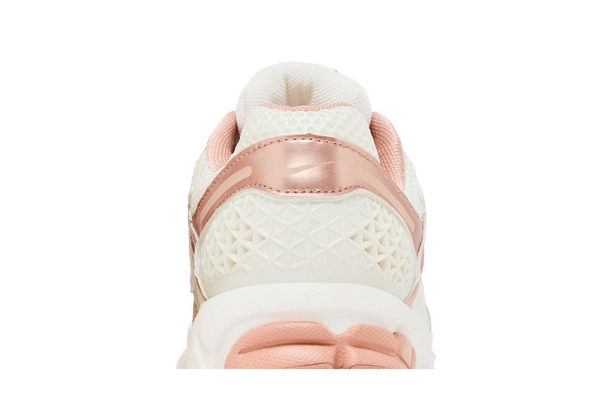 Nike Zoom Vomero 5 Rose Gold (Women's) sneaker afbeelding 7 - stylecode IQ9603-133