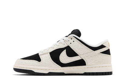 Nike Dunk Low Embossed Black Sail (Women's) sneaker afbeelding 3 - stylecode IF3944-001
