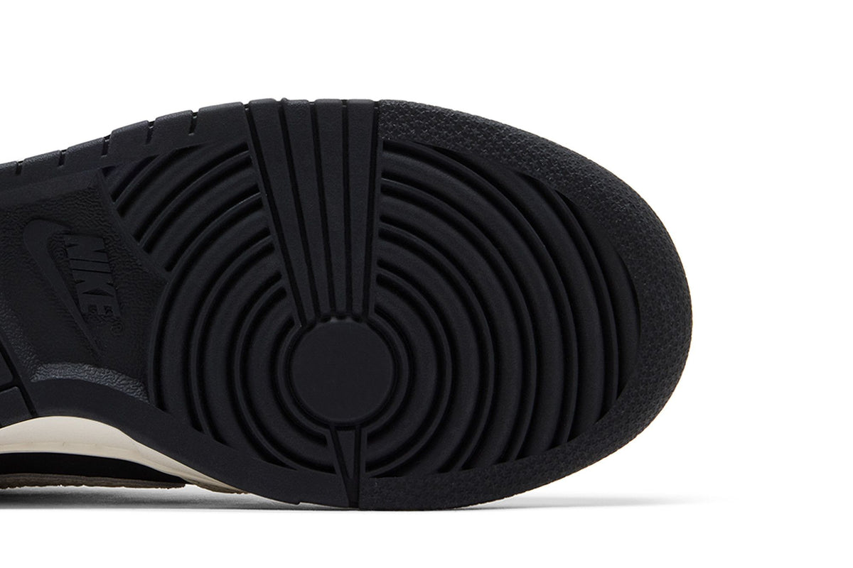 Nike Dunk Low Embossed Black Sail (Women's) sneaker afbeelding 5 - stylecode IF3944-001