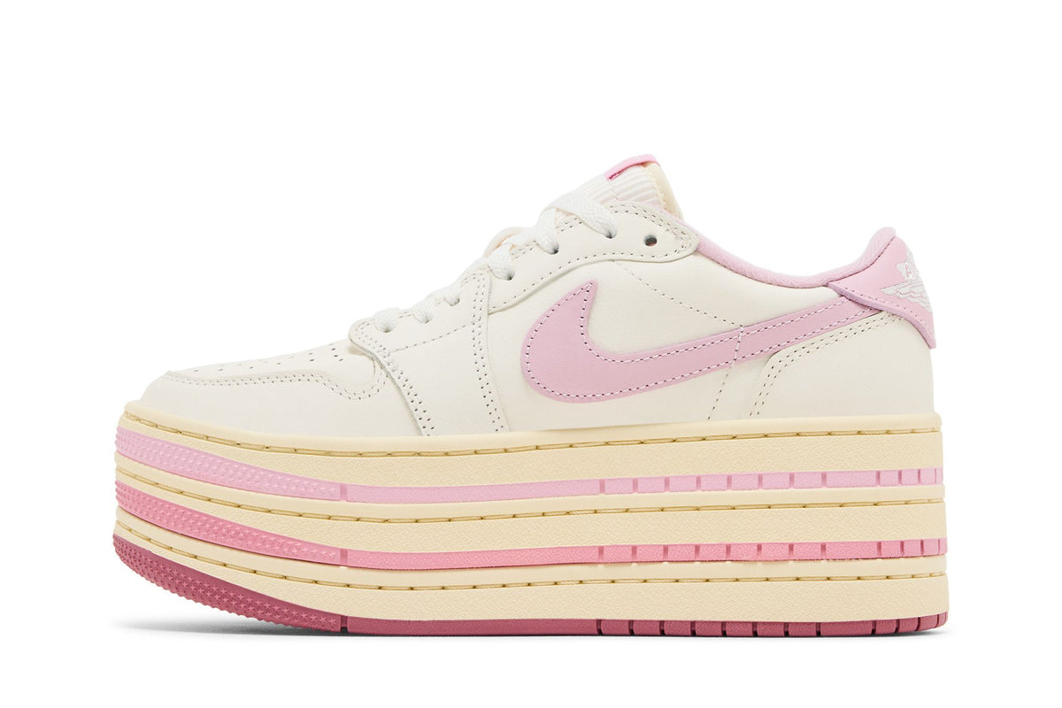 Jordan 1 Low Triple Stack Pale Ivory Iced Carmine (Women's) sneaker afbeelding 3 - stylecode HV8288-101