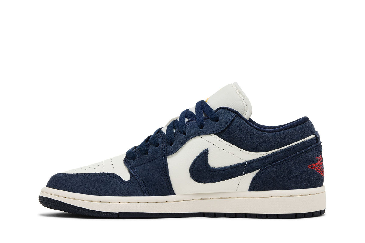 Jordan 1 Low SE Obsidian Suede sneaker afbeelding 3 - stylecode IO7448-400