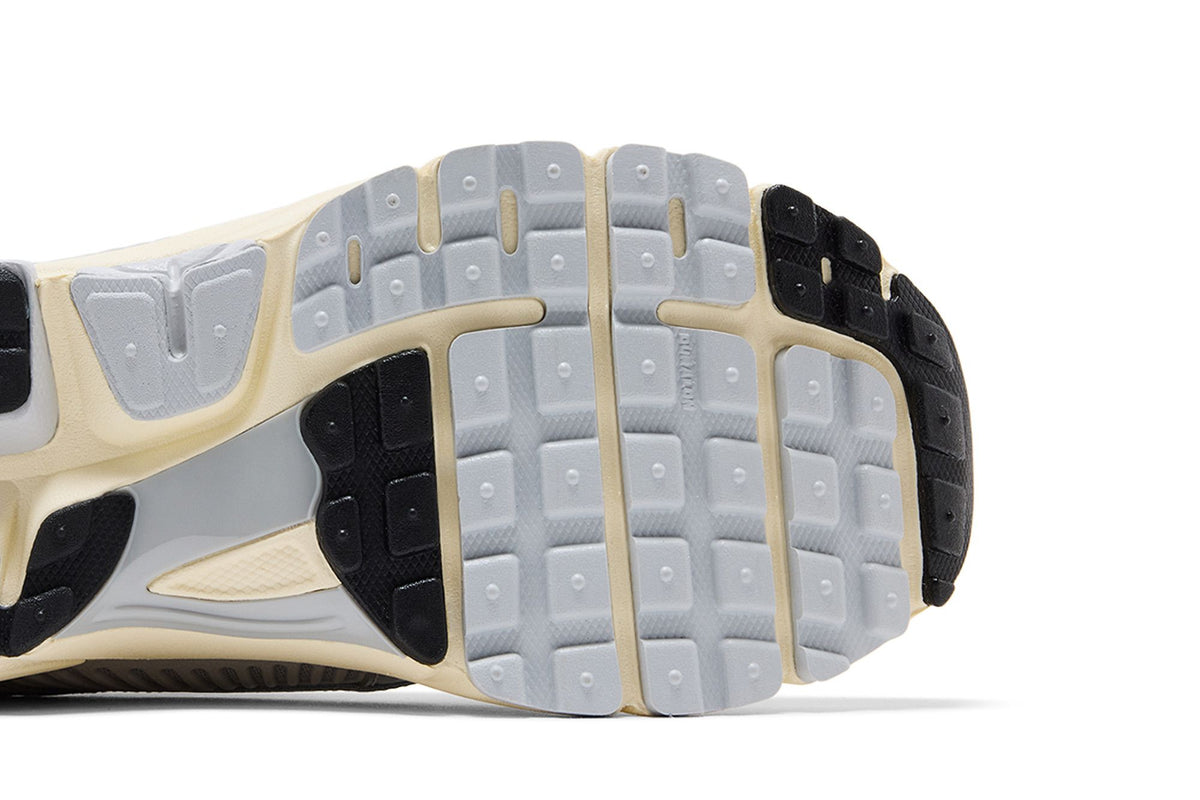 Nike Zoom Vomero 5 Grey Fog Chrome sneaker afbeelding 5 - stylecode IM3486-002