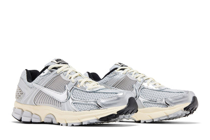 Nike Zoom Vomero 5 Grey Fog Chrome sneaker afbeelding 8 - stylecode IM3486-002