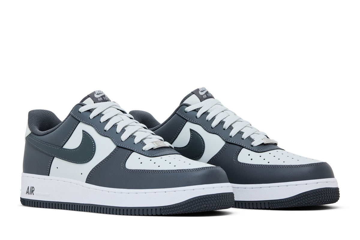 Nike Air Force 1 Low '07 Photon Dust Dark Grey sneaker afbeelding 8 - stylecode FJ4146-004