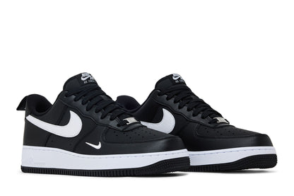 Nike Air Force 1 Low '07 LV8 Carbon Fiber Swoosh Black White sneaker afbeelding 8 - stylecode IR5599-001