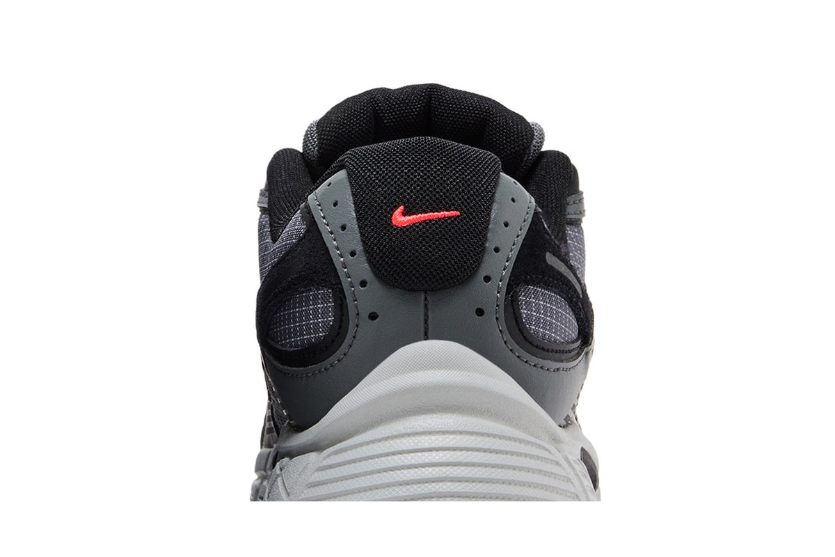 Nike V5 RNR SE Iron Grey Metallic Silver sneaker afbeelding 7 - stylecode IM6769-068