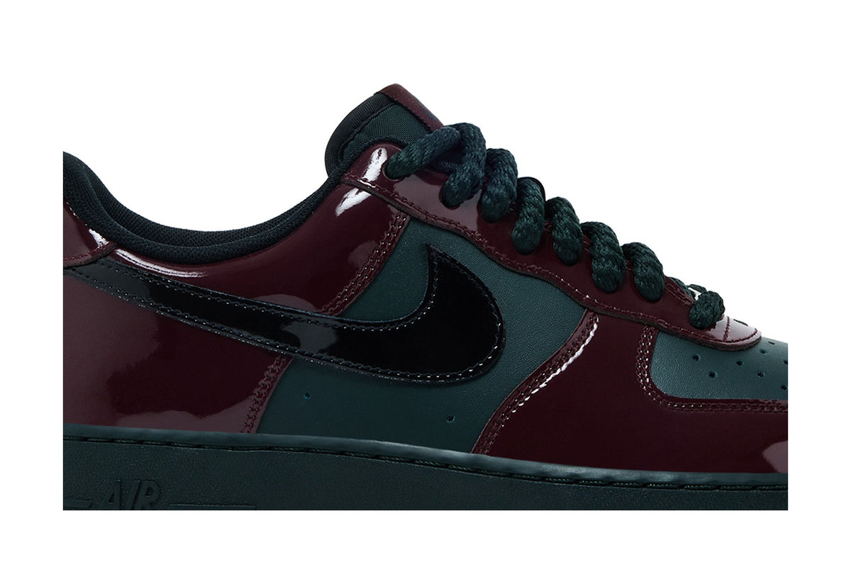 Nike Air Force 1 Low '07 LV8 Patent Leather Beef And Broccoli sneaker afbeelding 2 - stylecode IX4088-352