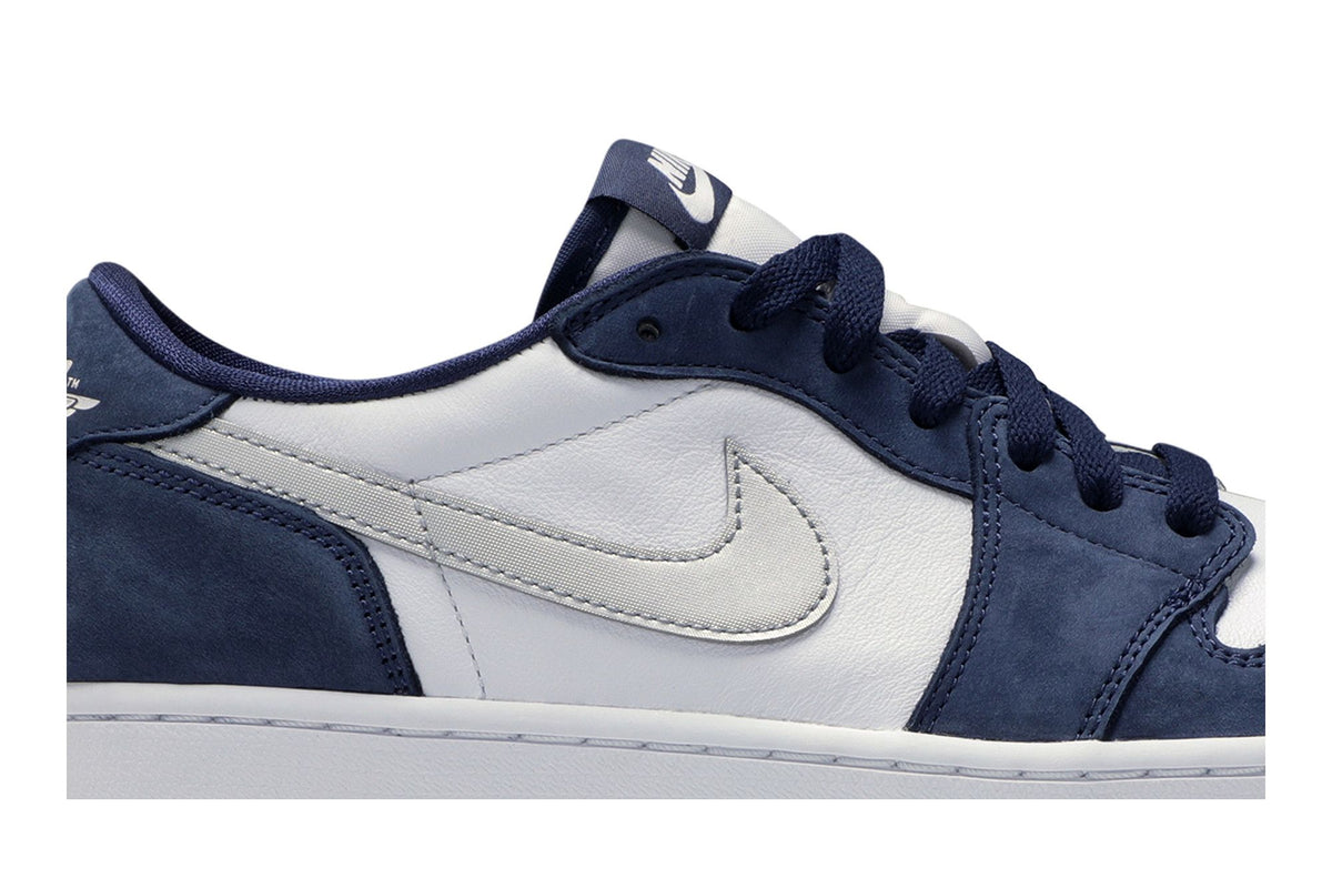 Jordan 1 Low SB Midnight Navy sneaker afbeelding 2 - stylecode CJ7891-400