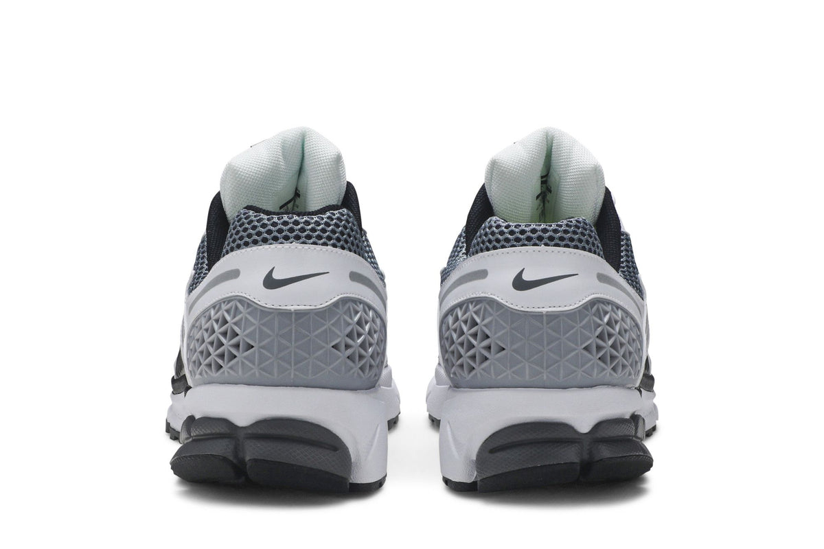 Nike Zoom Vomero 5 SE SP Dark Grey Black White sneaker afbeelding 6 - stylecode CI1694-001
