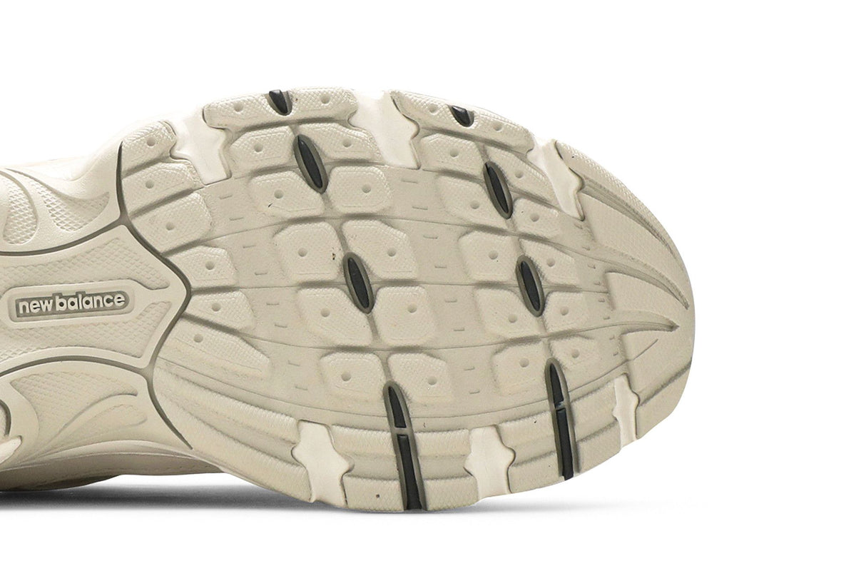 New Balance 530 Ivory sneaker afbeelding 5 - stylecode MR530SH