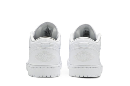 Jordan 1 Low Triple White Tumbled Leather sneaker afbeelding 6 - stylecode 553558-130