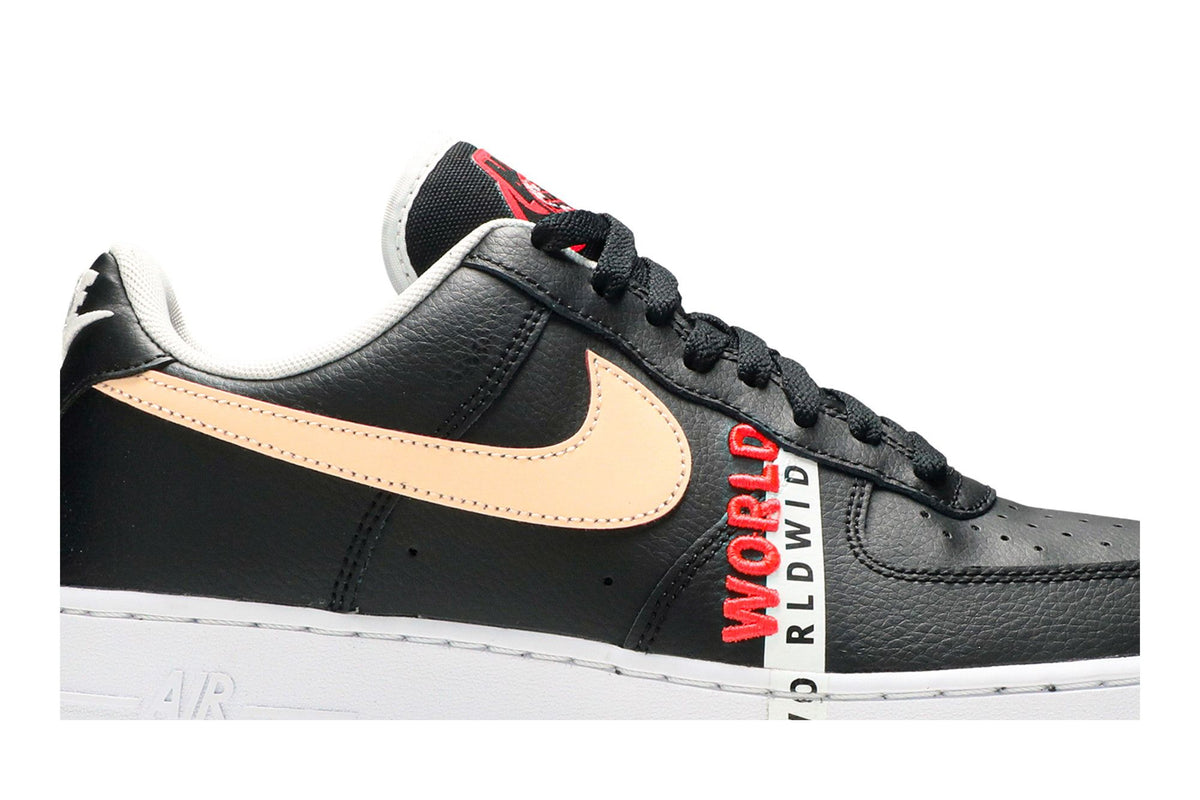 Nike Air Force 1 Low '07 LV8 Worldwide Pack Black Flash Crimson sneaker afbeelding 2 - stylecode CK6924-001