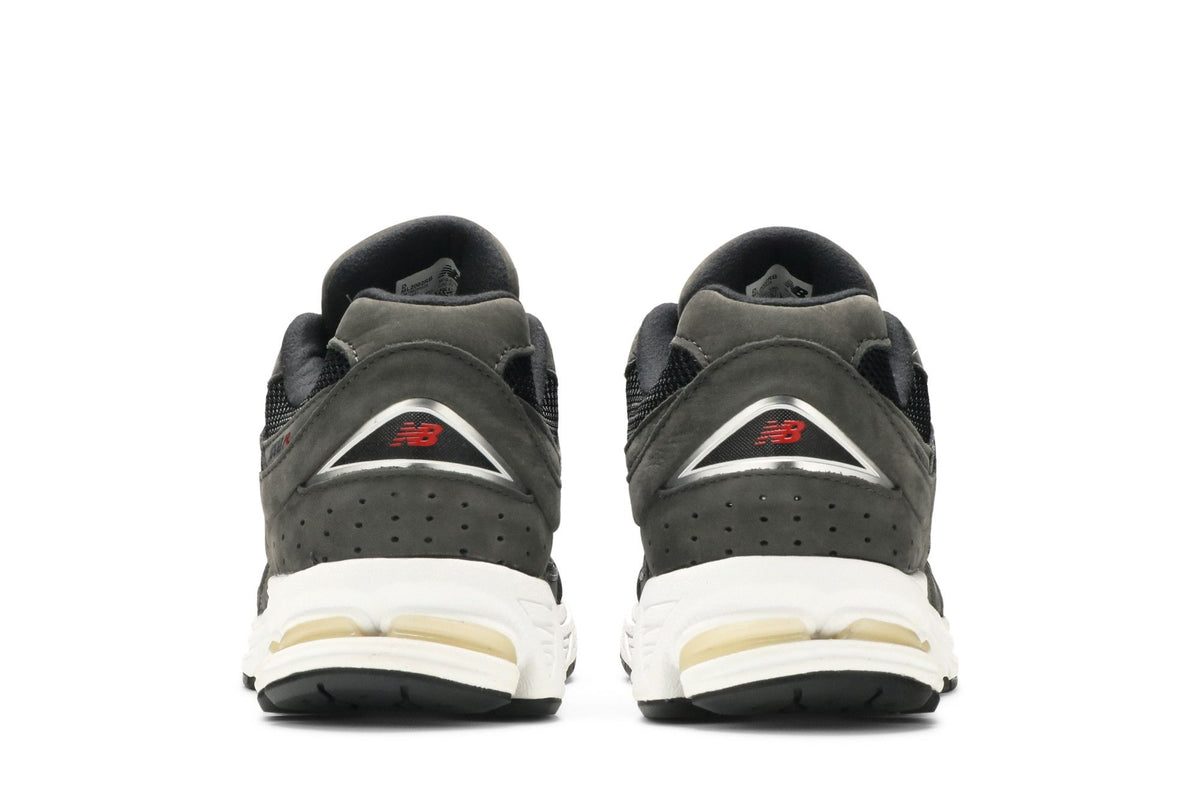 New Balance 2002R Black Grey sneaker afbeelding 6 - stylecode ML2002RB