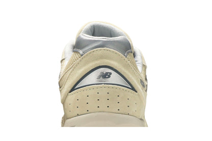 New Balance 2002R Bone Light Aluminum sneaker afbeelding 7 - stylecode ML2002RE