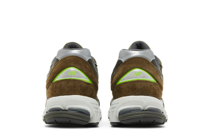 New Balance 2002R Camo Green Nettle Green sneaker afbeelding 6 - stylecode ML2002RG